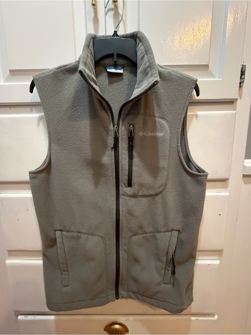 COLUMBIA MEN'S GRAY SLEEVELESS FAST TREK FLEECE POCKET VEST S